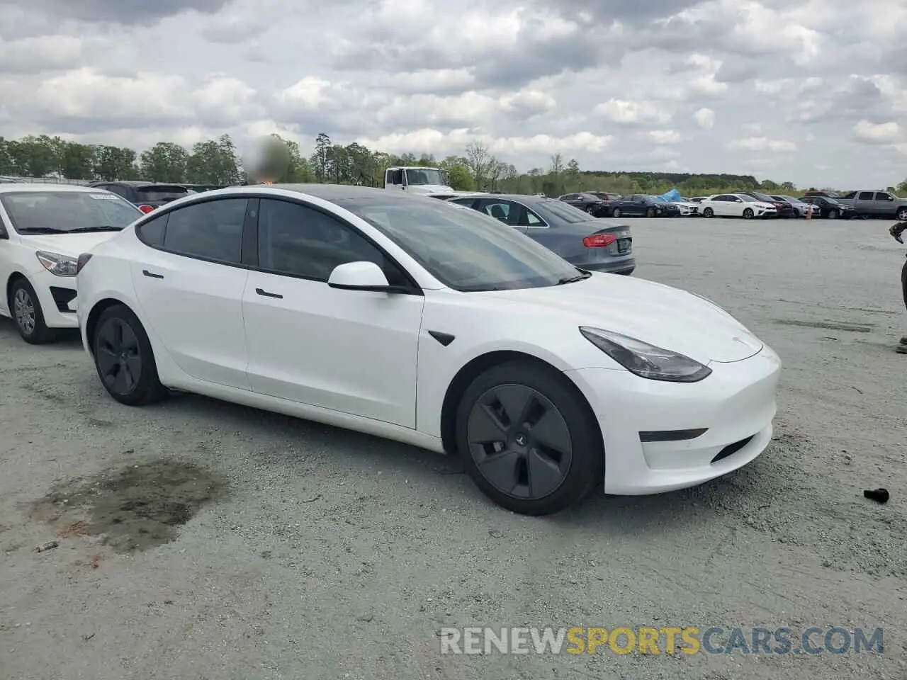 4 Photograph of a damaged car 5YJ3E1EAXMF973450 TESLA MODEL 3 2021