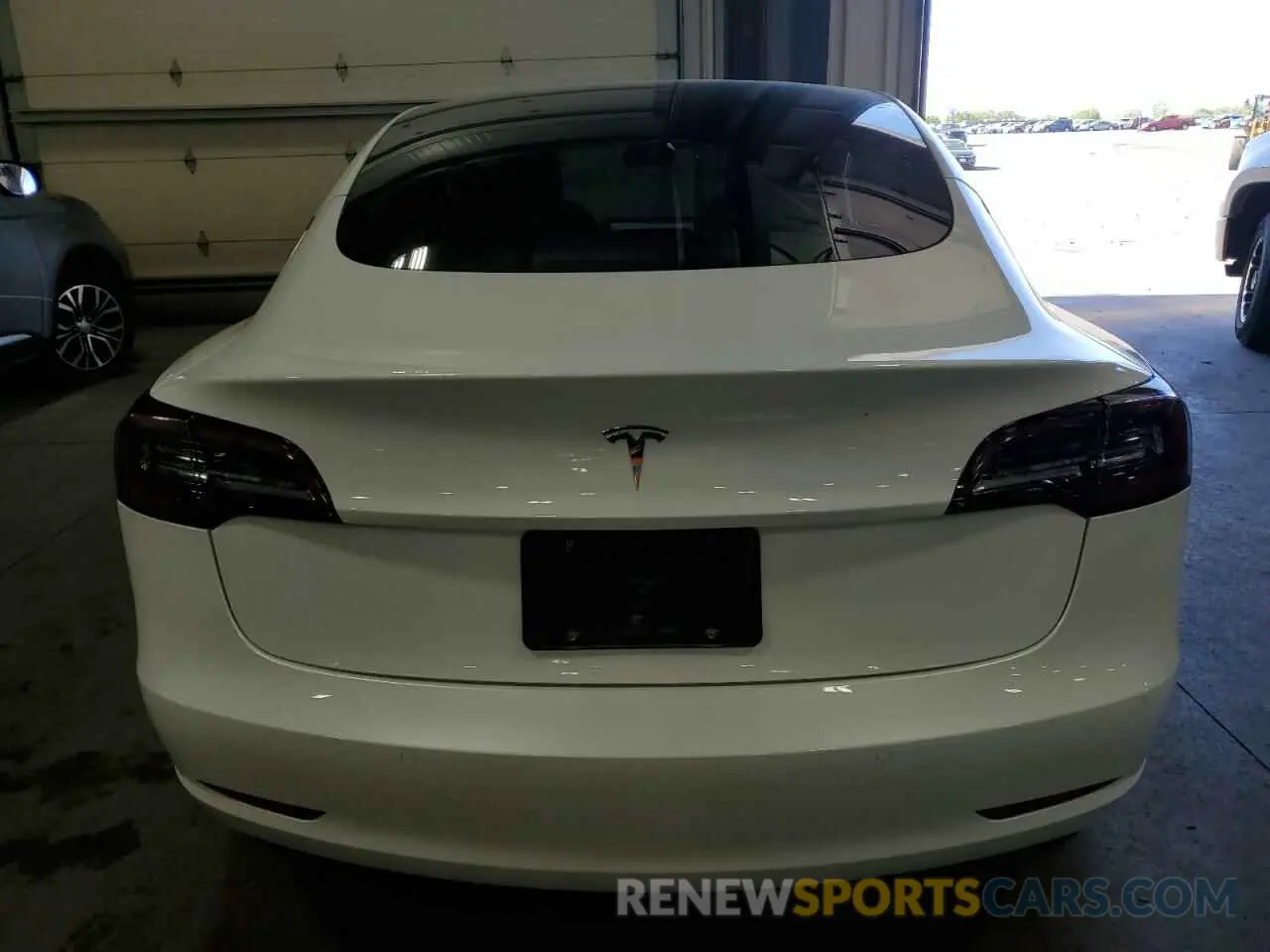 6 Photograph of a damaged car 5YJ3E1EAXMF991558 TESLA MODEL 3 2021