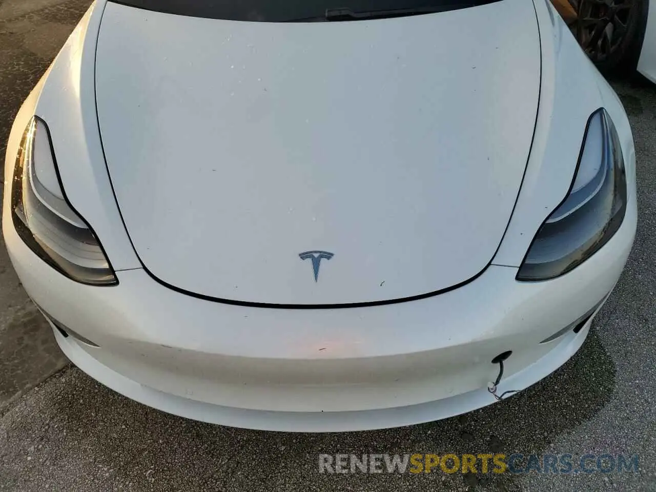 11 Photograph of a damaged car 5YJ3E1EB0MF036471 TESLA MODEL 3 2021