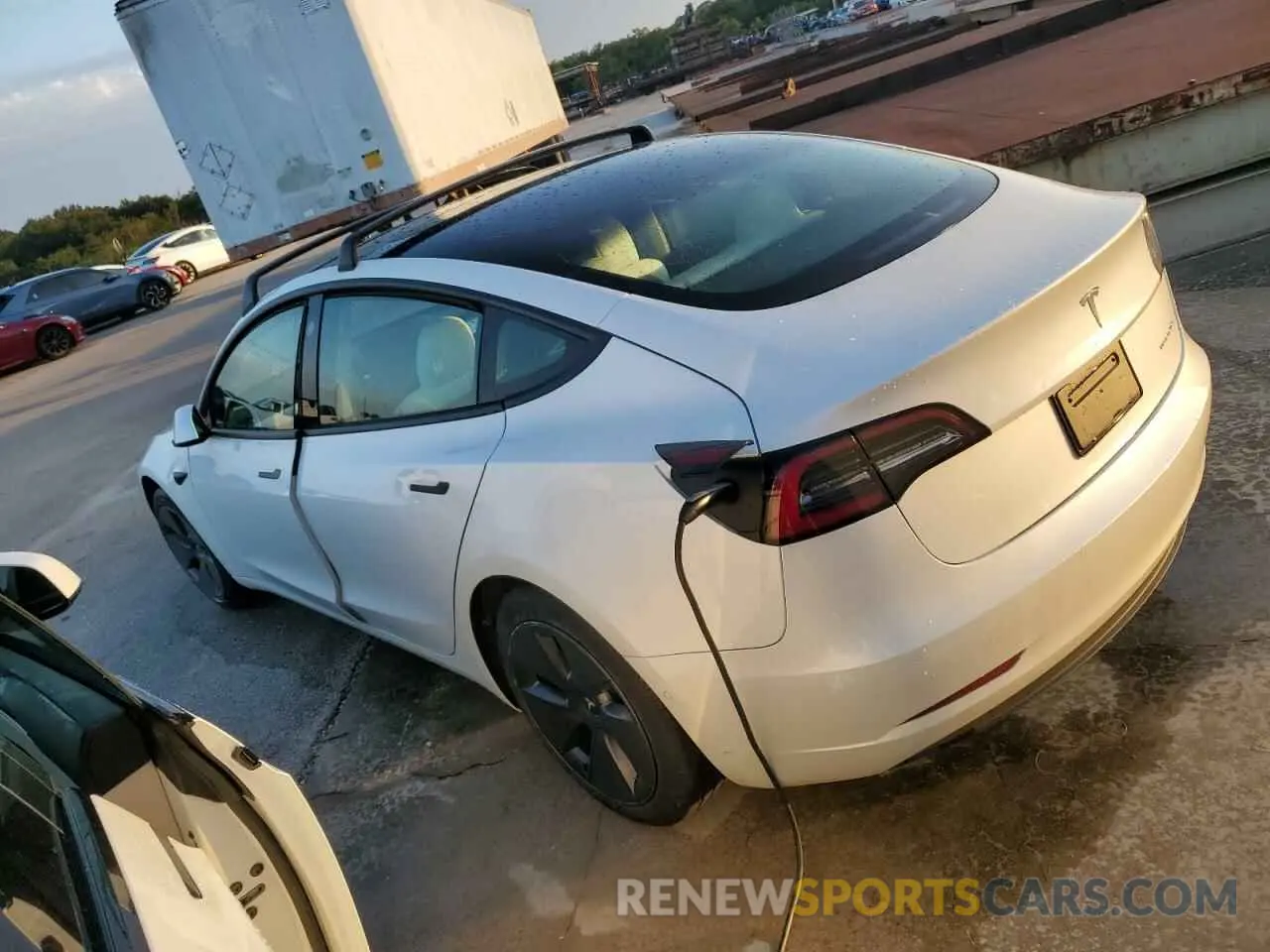 2 Photograph of a damaged car 5YJ3E1EB0MF036471 TESLA MODEL 3 2021