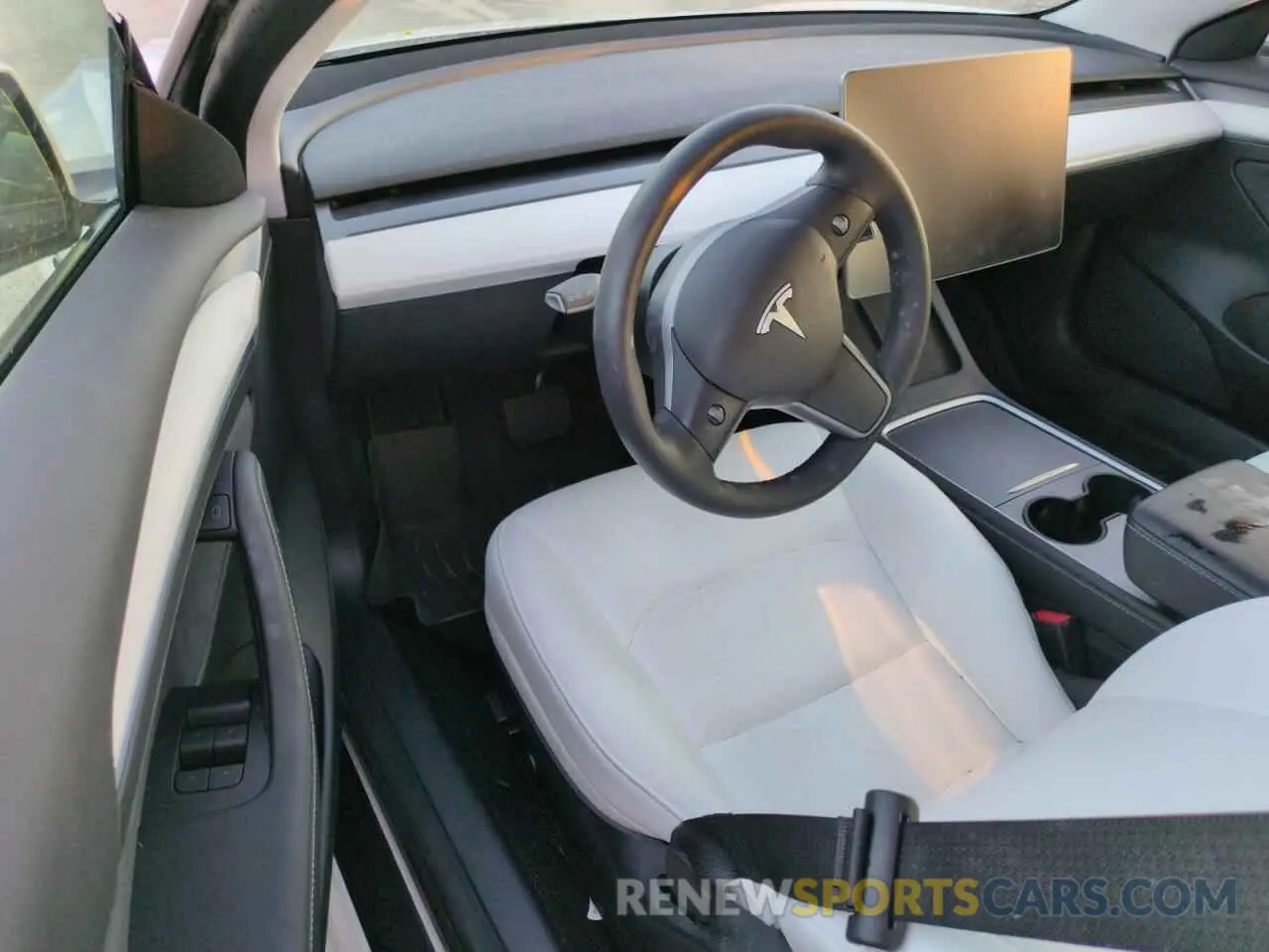 8 Photograph of a damaged car 5YJ3E1EB0MF036471 TESLA MODEL 3 2021