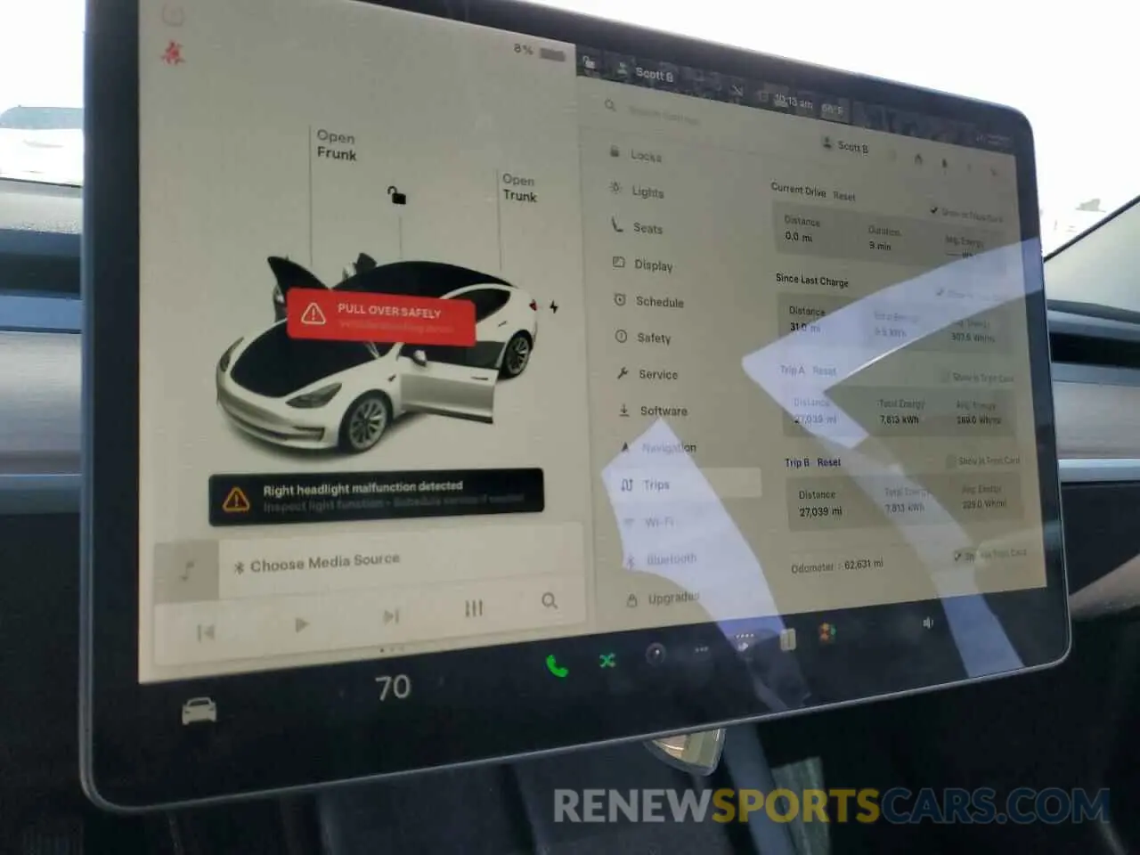 9 Photograph of a damaged car 5YJ3E1EB0MF050922 TESLA MODEL 3 2021