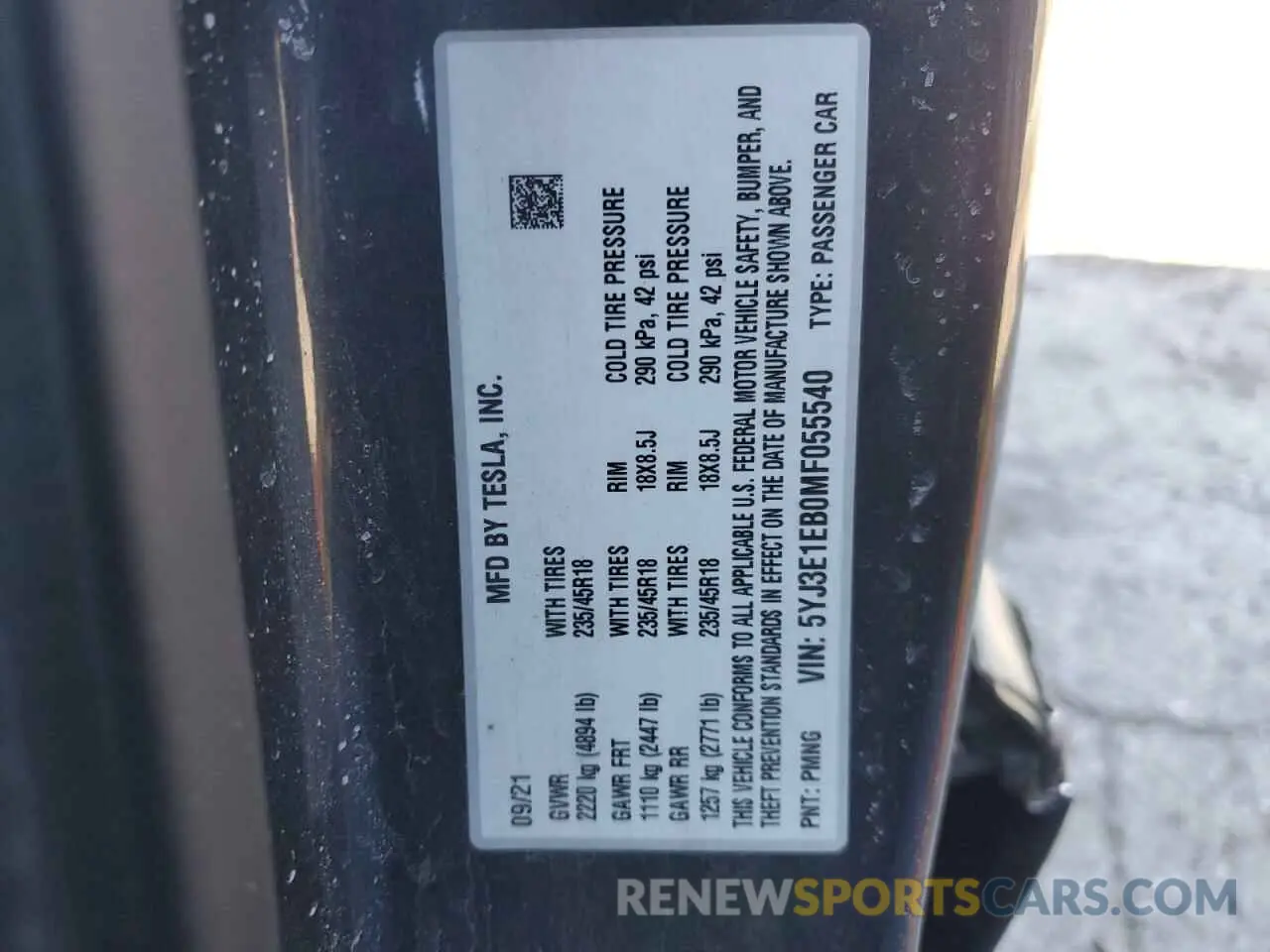14 Photograph of a damaged car 5YJ3E1EB0MF055540 TESLA MODEL 3 2021