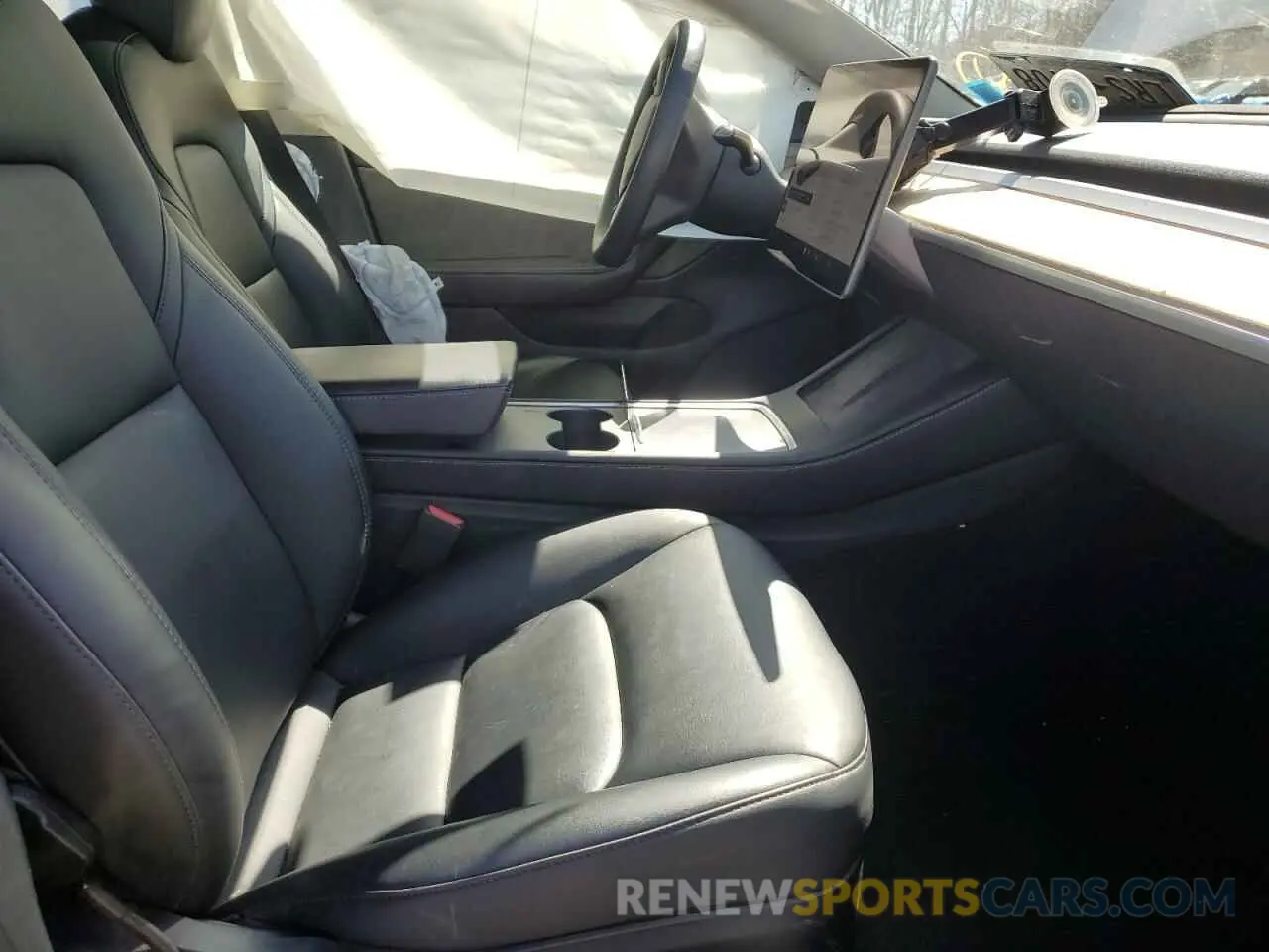 7 Photograph of a damaged car 5YJ3E1EB0MF055540 TESLA MODEL 3 2021