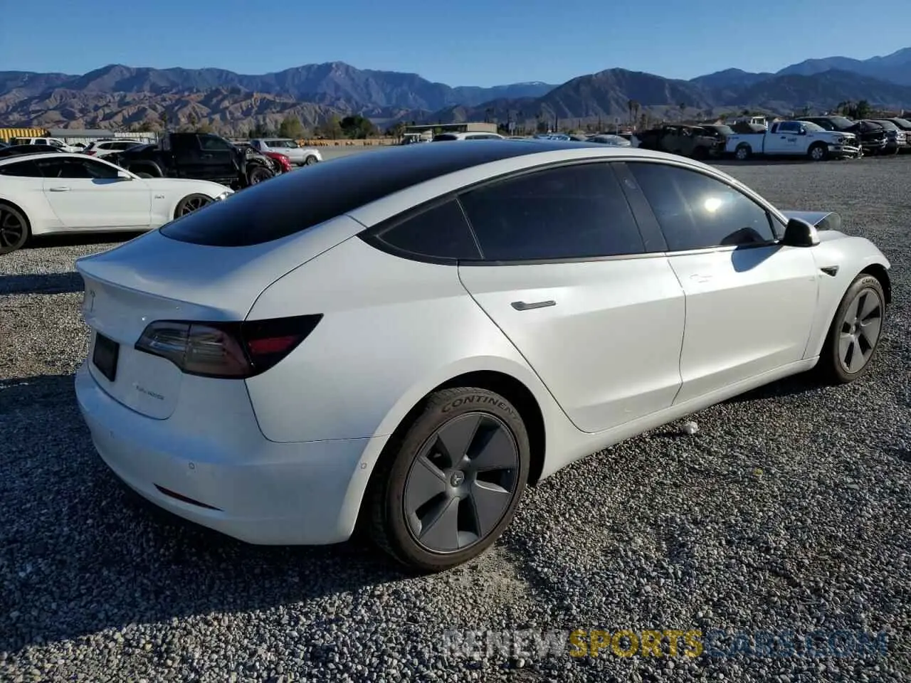 3 Photograph of a damaged car 5YJ3E1EB0MF059457 TESLA MODEL 3 2021