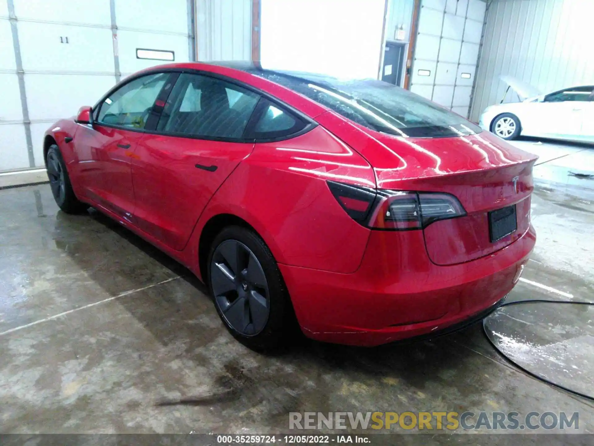 3 Photograph of a damaged car 5YJ3E1EB0MF066151 TESLA MODEL 3 2021