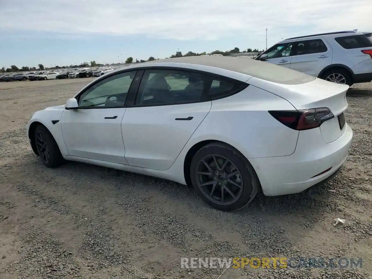 2 Photograph of a damaged car 5YJ3E1EB0MF150342 TESLA MODEL 3 2021