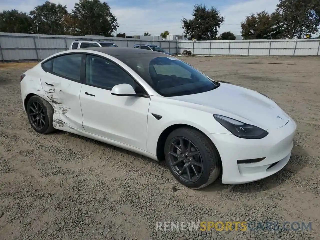 4 Photograph of a damaged car 5YJ3E1EB0MF150342 TESLA MODEL 3 2021