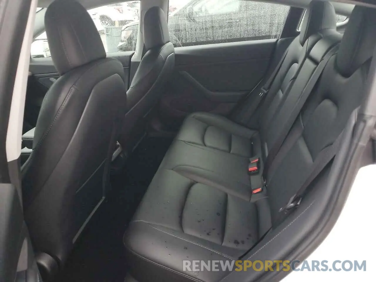 10 Photograph of a damaged car 5YJ3E1EB0MF862446 TESLA MODEL 3 2021