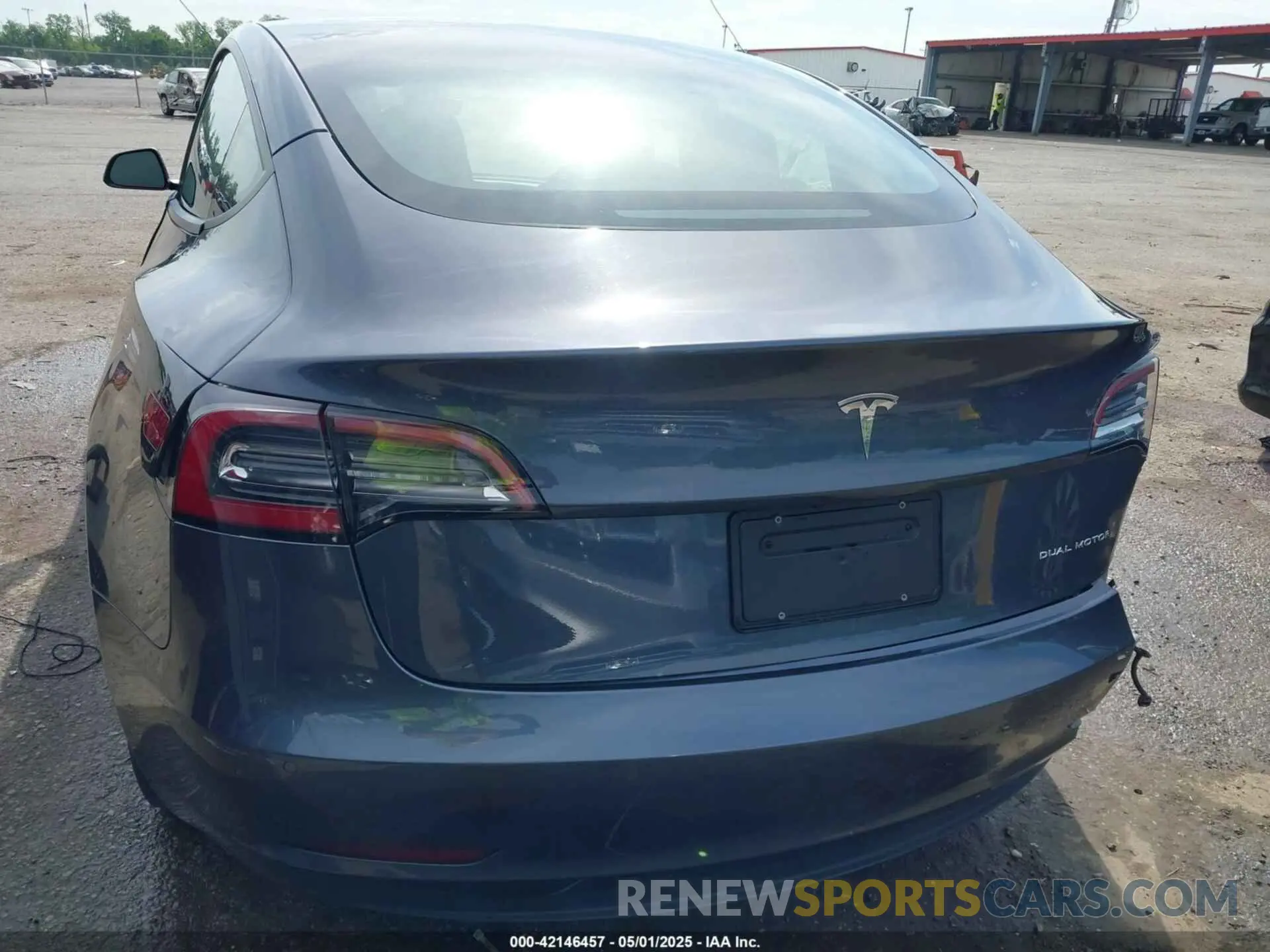 16 Photograph of a damaged car 5YJ3E1EB0MF902654 TESLA MODEL 3 2021
