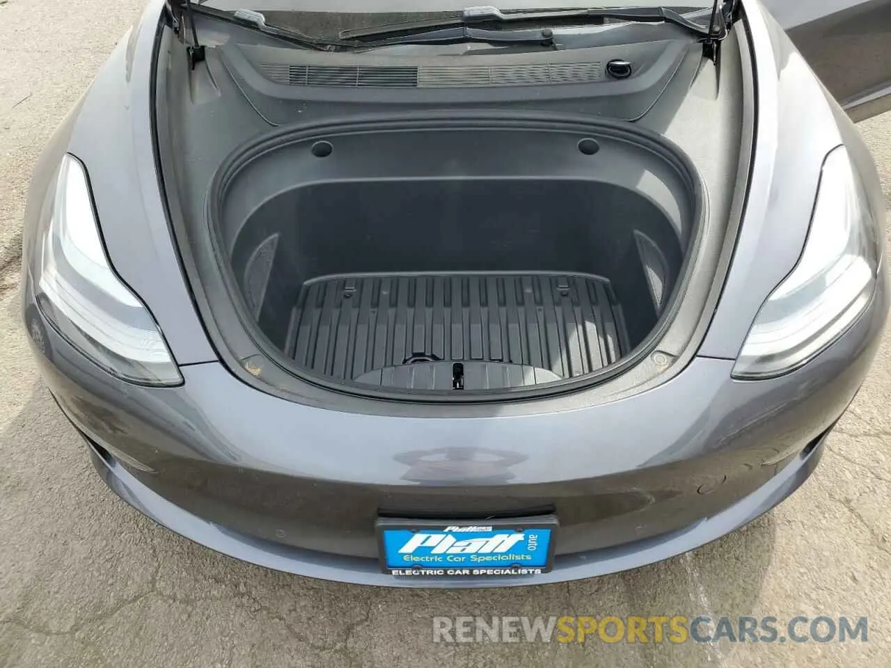11 Photograph of a damaged car 5YJ3E1EB0MF936660 TESLA MODEL 3 2021