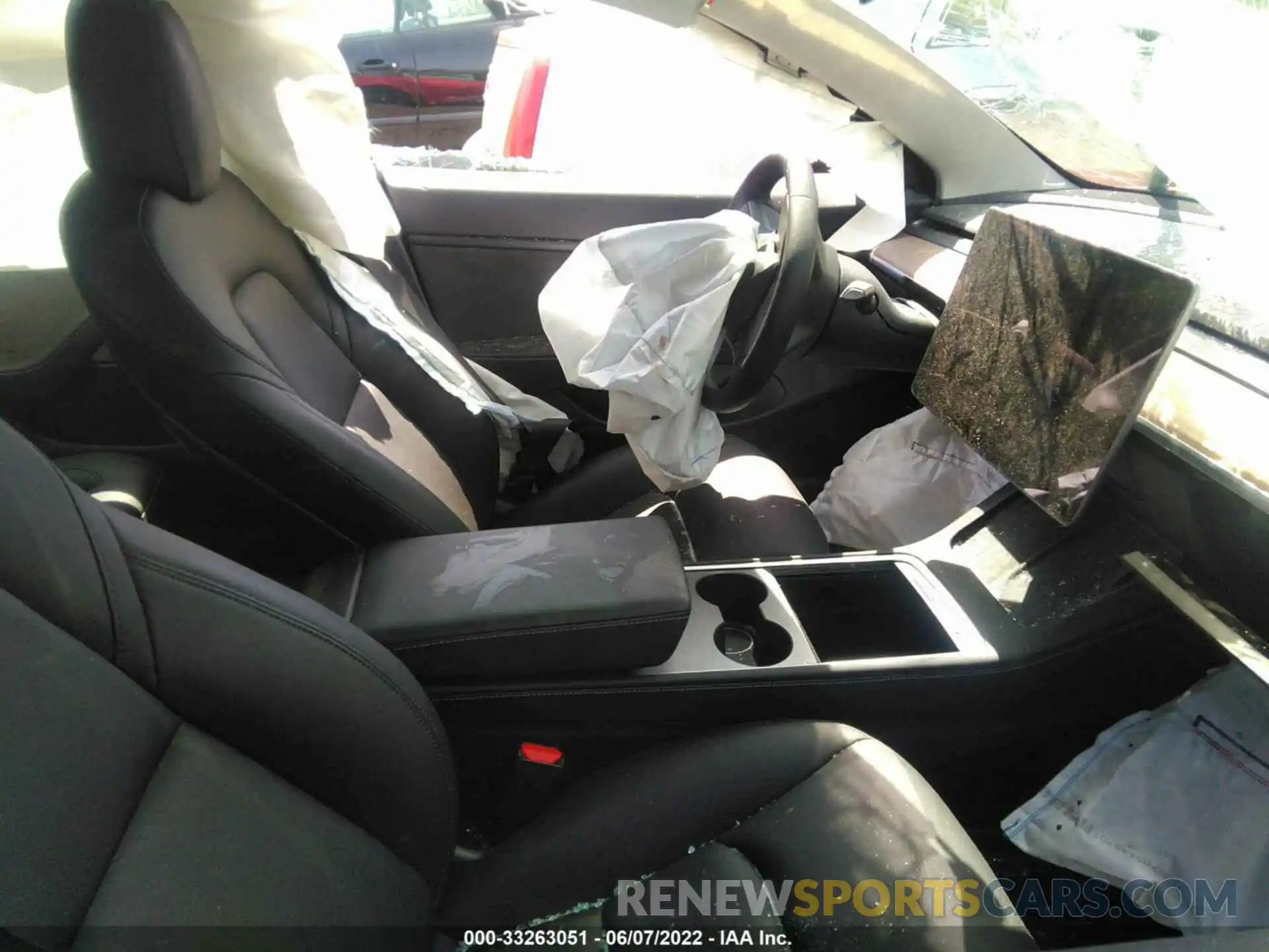 5 Photograph of a damaged car 5YJ3E1EB0MF941700 TESLA MODEL 3 2021