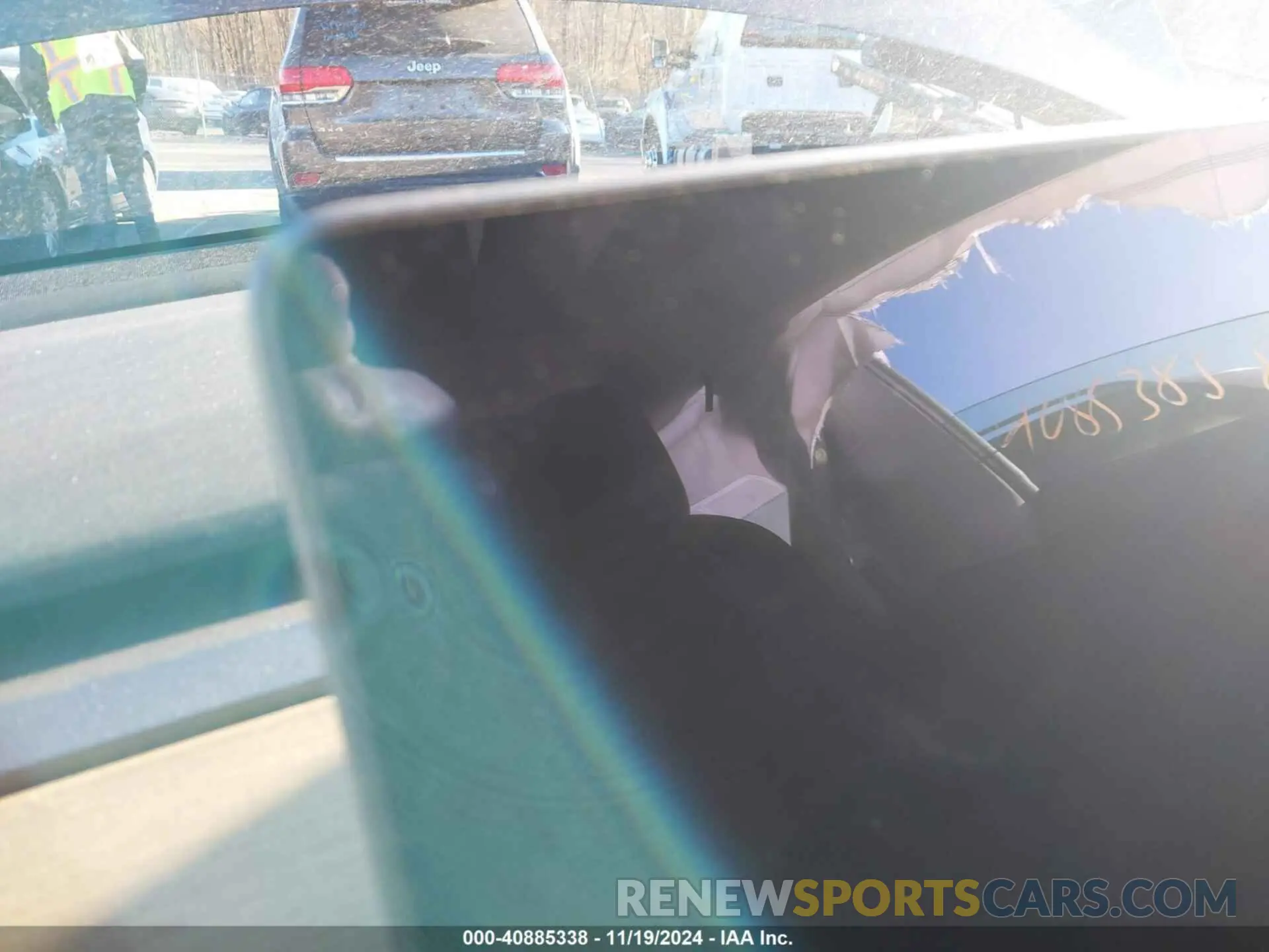18 Photograph of a damaged car 5YJ3E1EB0MF974860 TESLA MODEL 3 2021