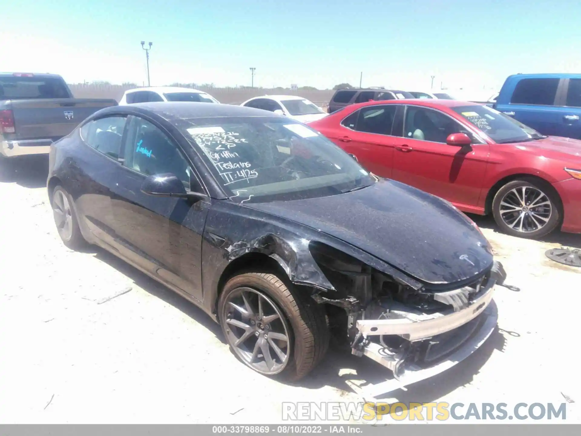 1 Photograph of a damaged car 5YJ3E1EB0MF979573 TESLA MODEL 3 2021