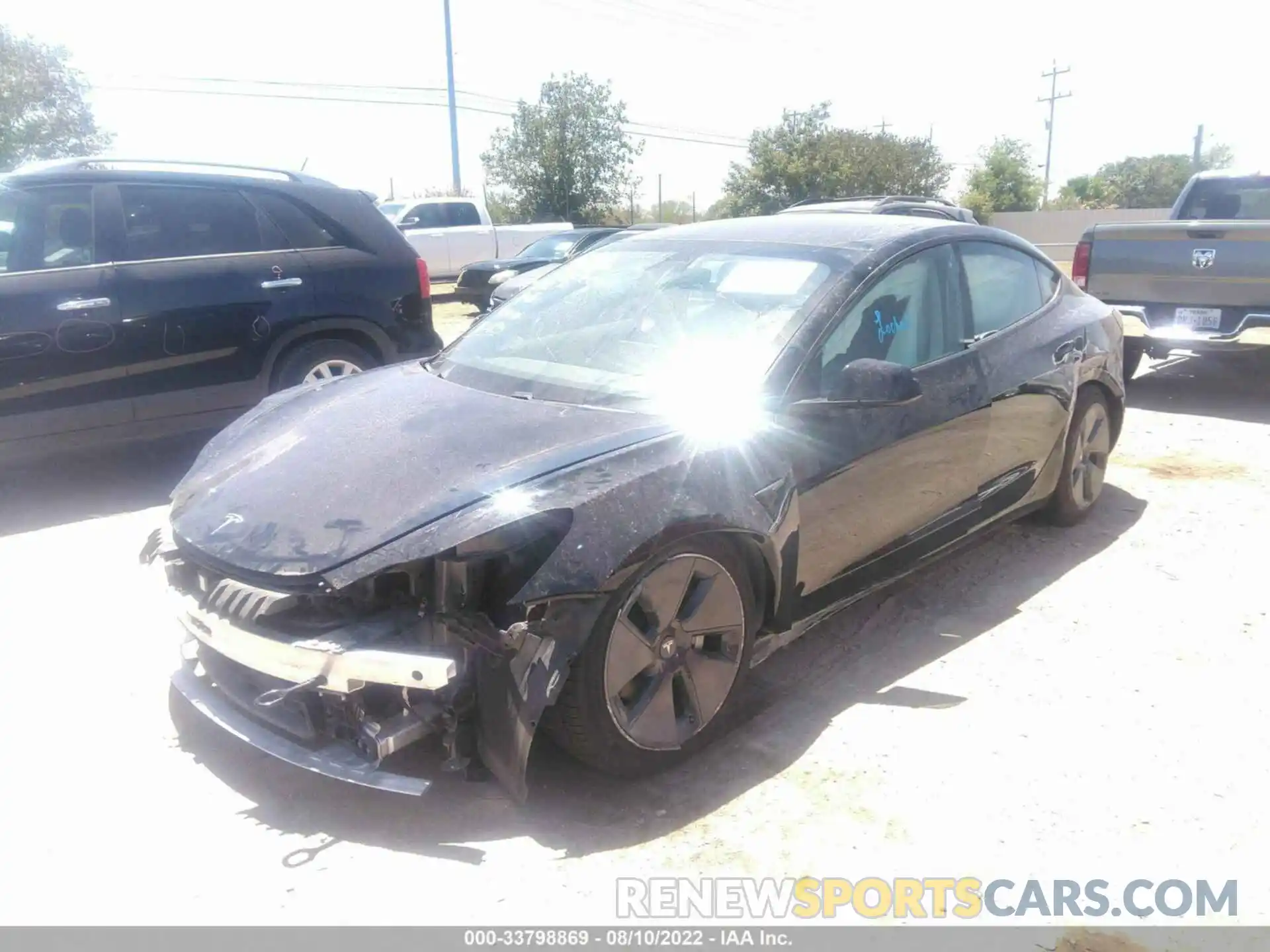 2 Photograph of a damaged car 5YJ3E1EB0MF979573 TESLA MODEL 3 2021