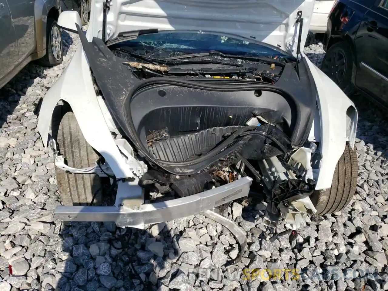 9 Photograph of a damaged car 5YJ3E1EB0MF981372 TESLA MODEL 3 2021