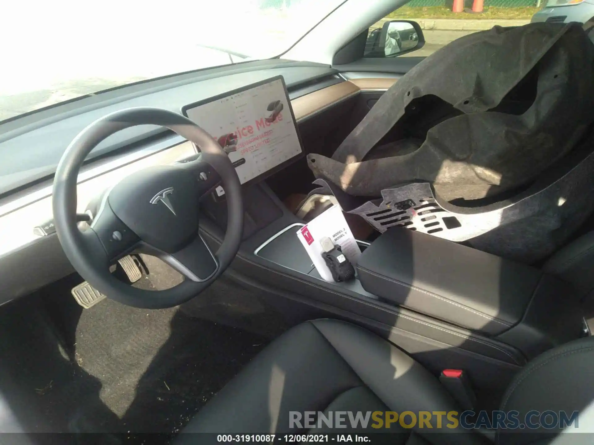 5 Photograph of a damaged car 5YJ3E1EB0MF984207 TESLA MODEL 3 2021