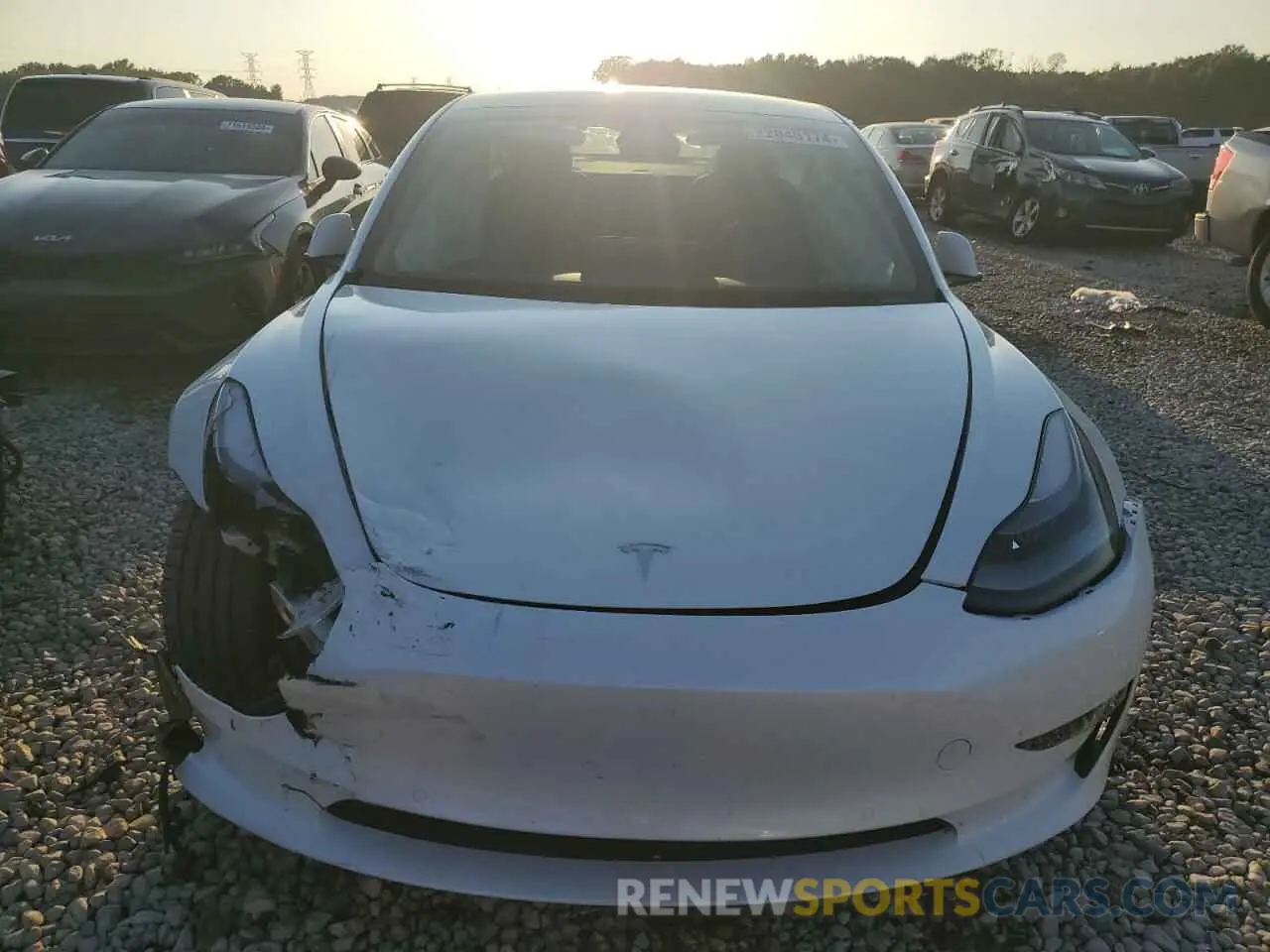 5 Photograph of a damaged car 5YJ3E1EB0MF992310 TESLA MODEL 3 2021