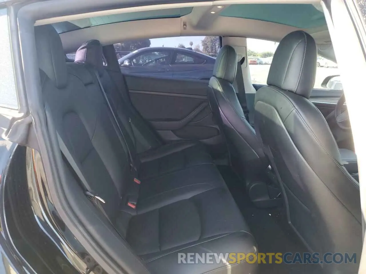 10 Photograph of a damaged car 5YJ3E1EB0MF998107 TESLA MODEL 3 2021