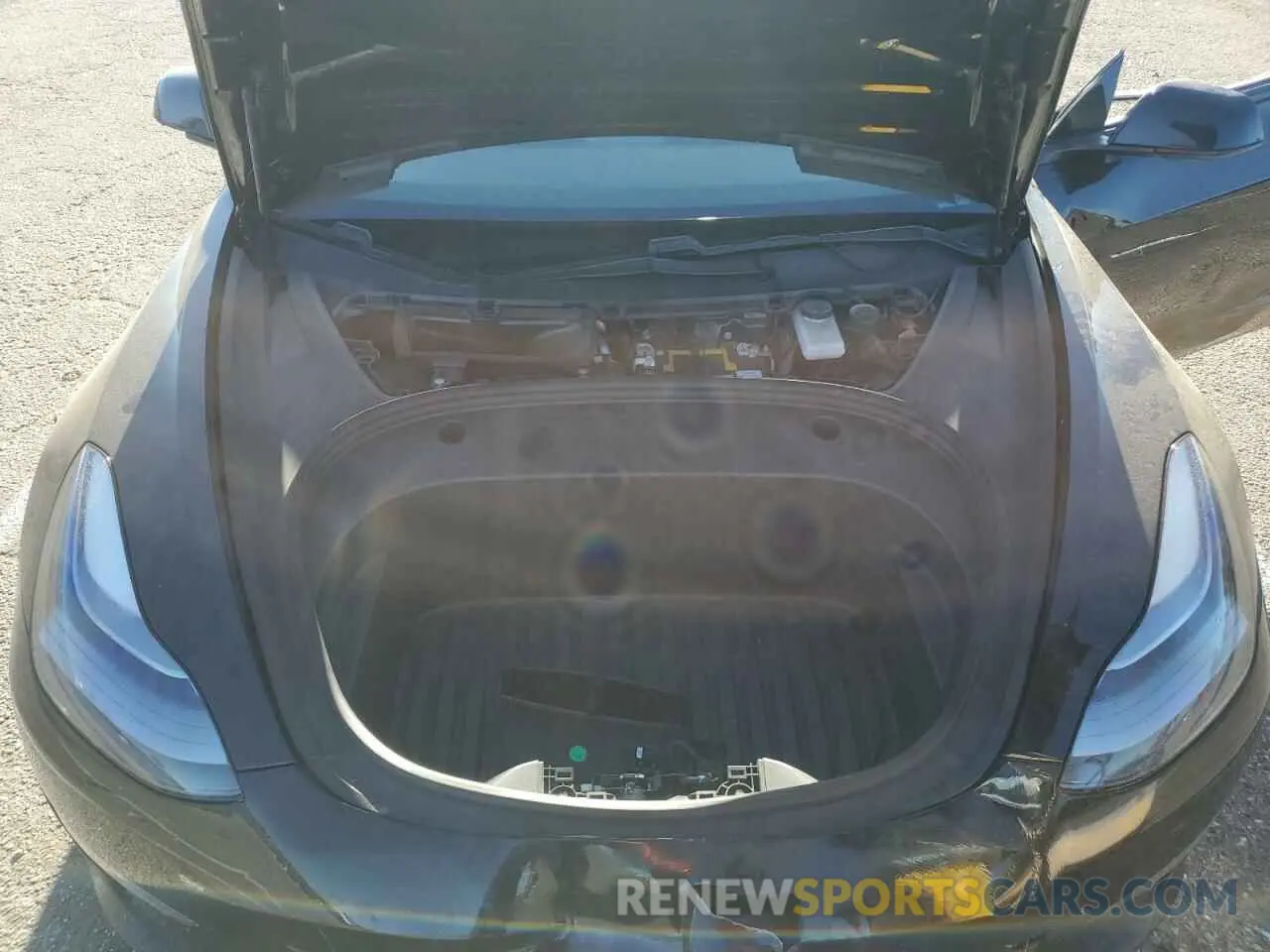 11 Photograph of a damaged car 5YJ3E1EB0MF998107 TESLA MODEL 3 2021