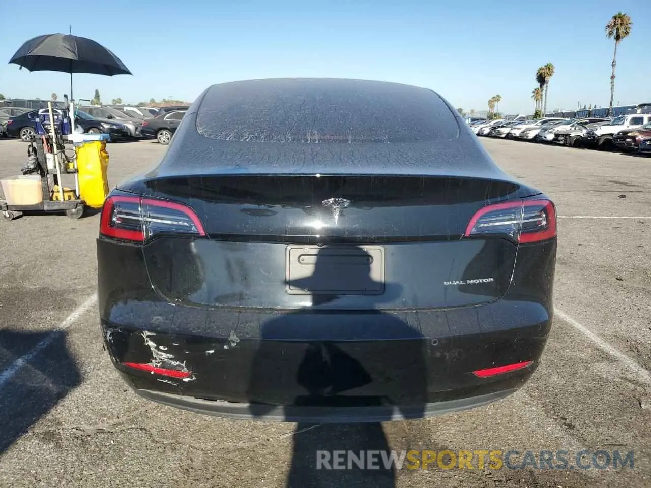 6 Photograph of a damaged car 5YJ3E1EB0MF998107 TESLA MODEL 3 2021