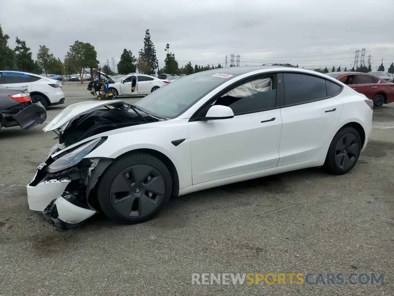 1 Photograph of a damaged car 5YJ3E1EB1MF032669 TESLA MODEL 3 2021