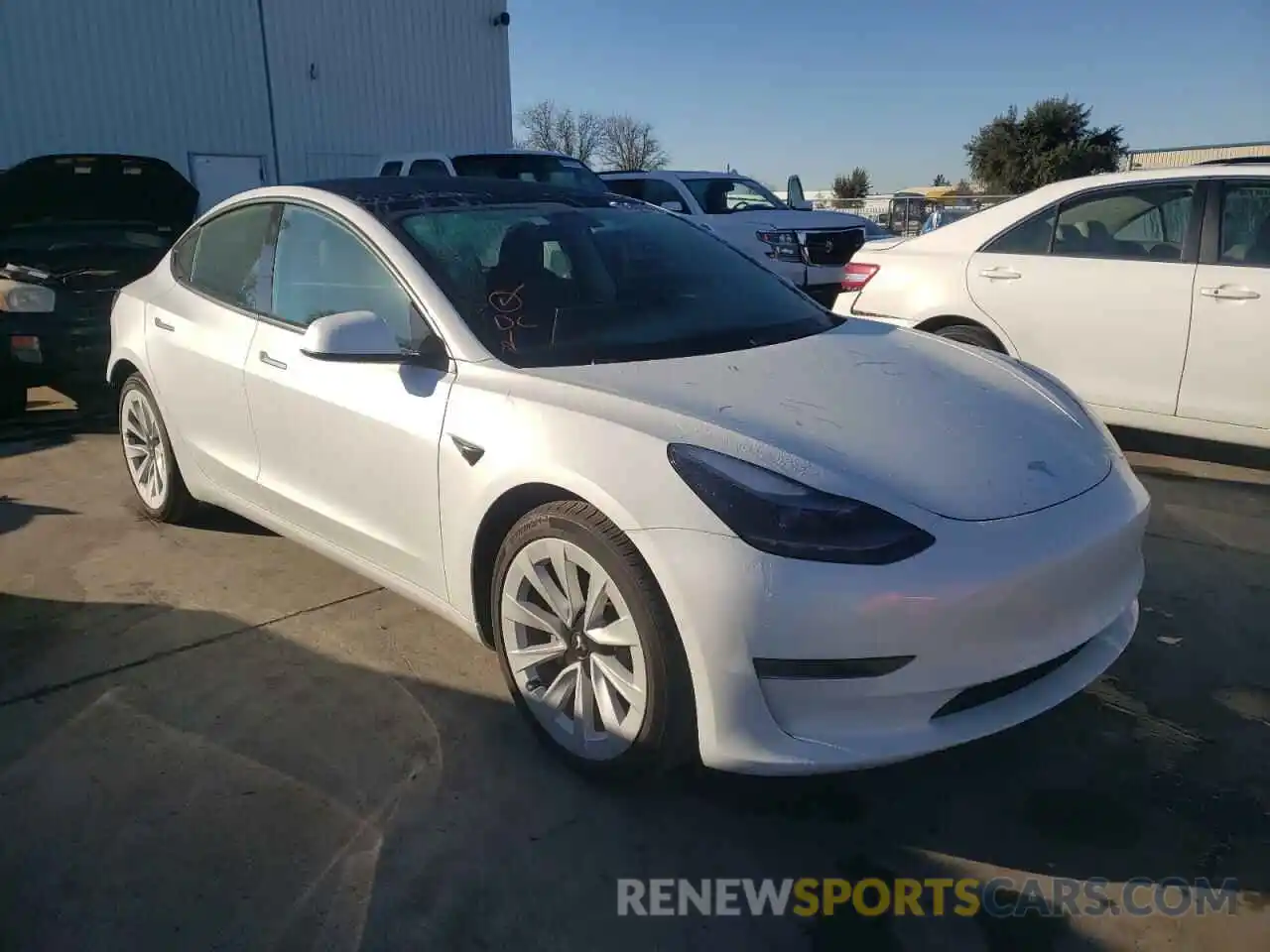 1 Photograph of a damaged car 5YJ3E1EB1MF056096 TESLA MODEL 3 2021