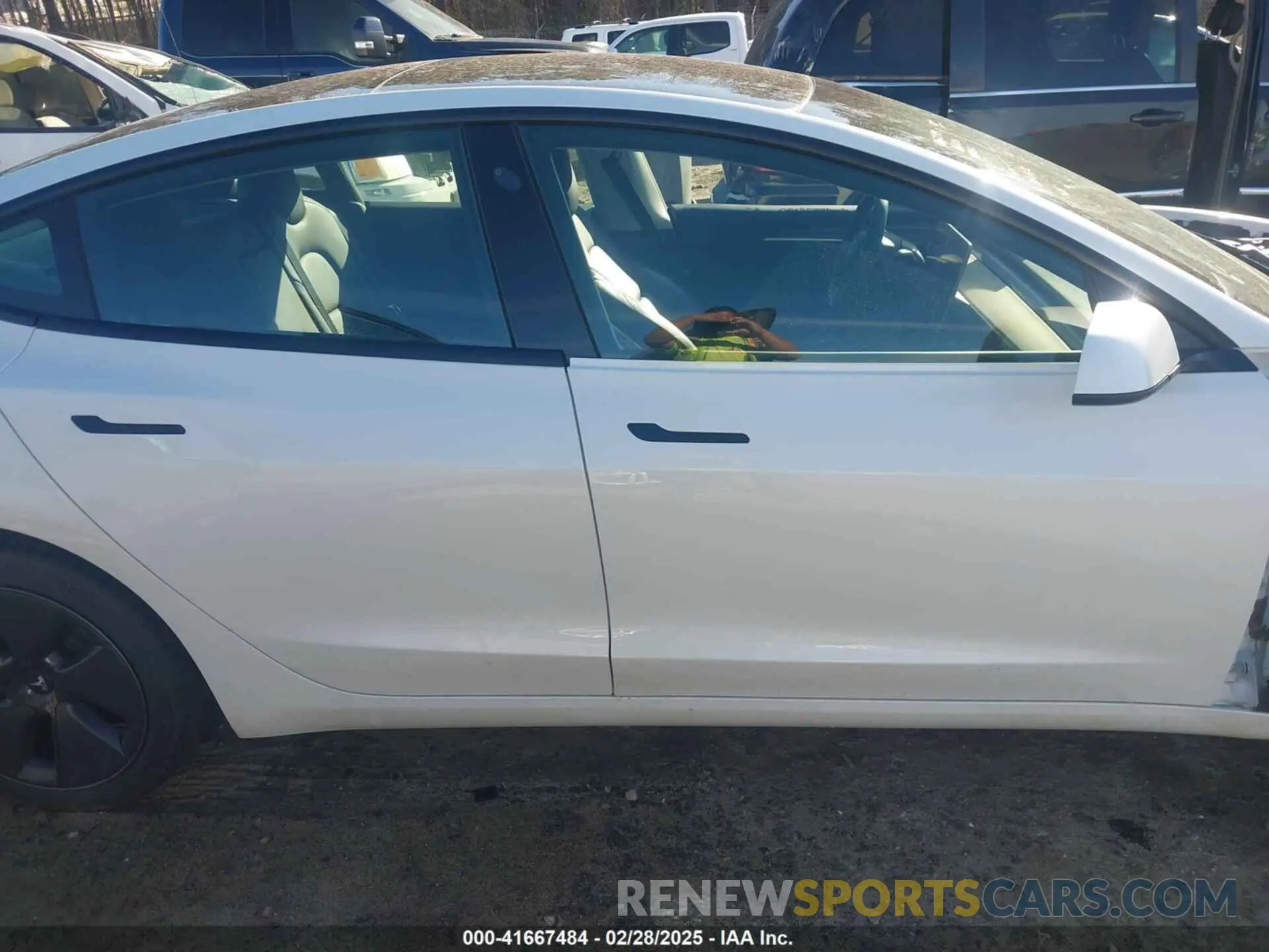 14 Photograph of a damaged car 5YJ3E1EB1MF062593 TESLA MODEL 3 2021