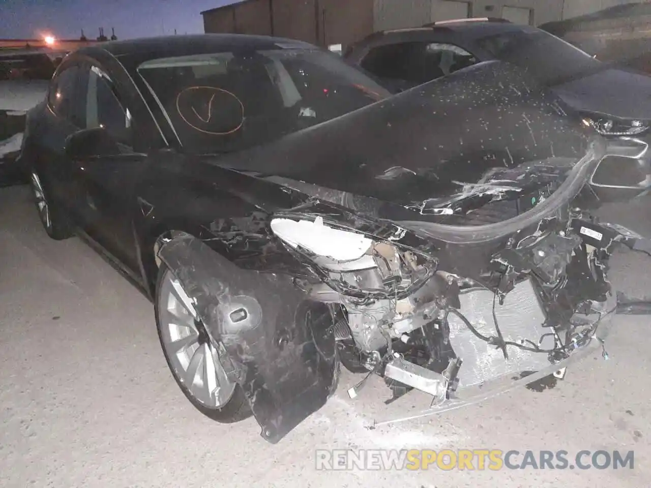 1 Photograph of a damaged car 5YJ3E1EB1MF071178 TESLA MODEL 3 2021