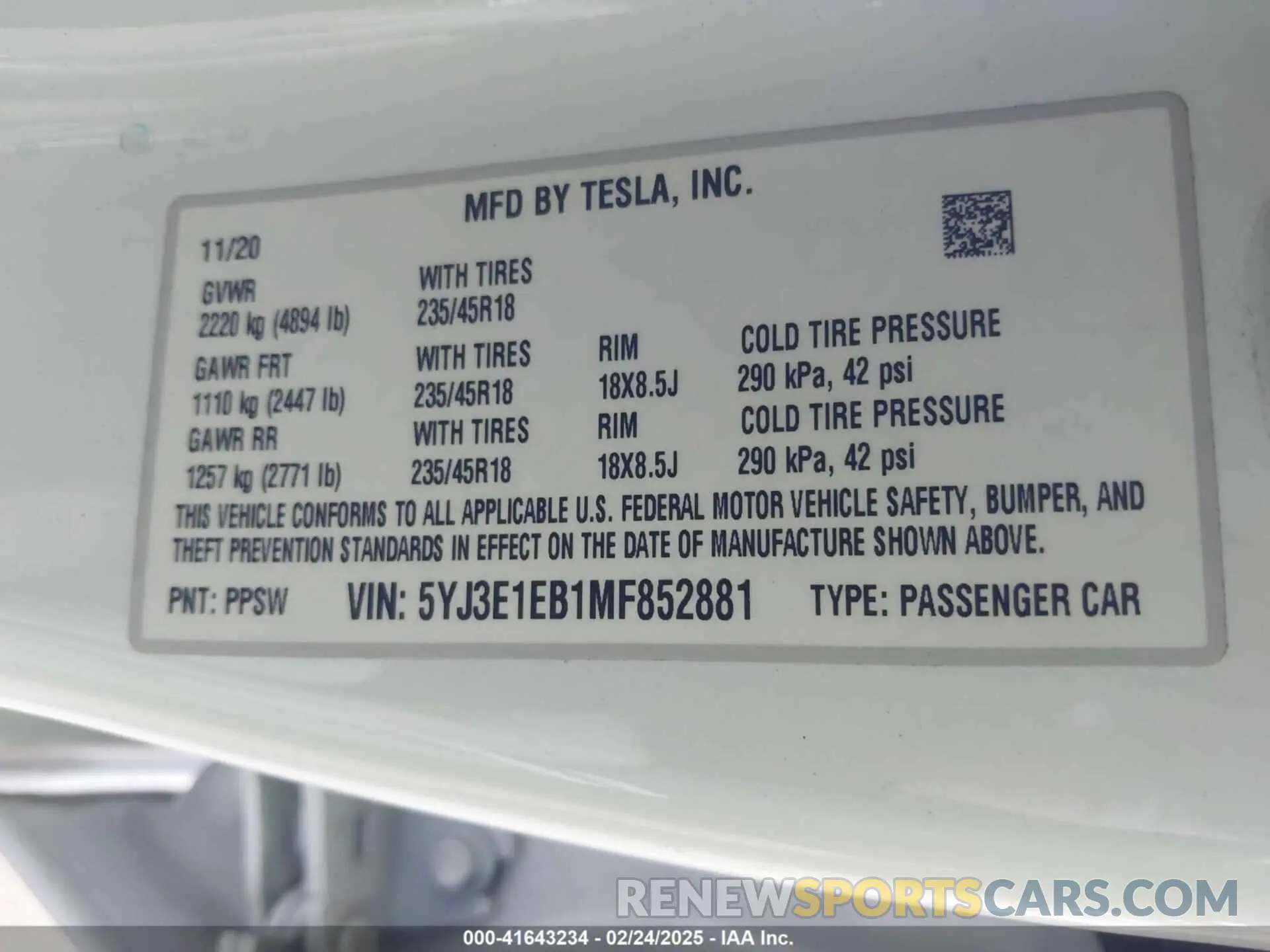 9 Photograph of a damaged car 5YJ3E1EB1MF852881 TESLA MODEL 3 2021