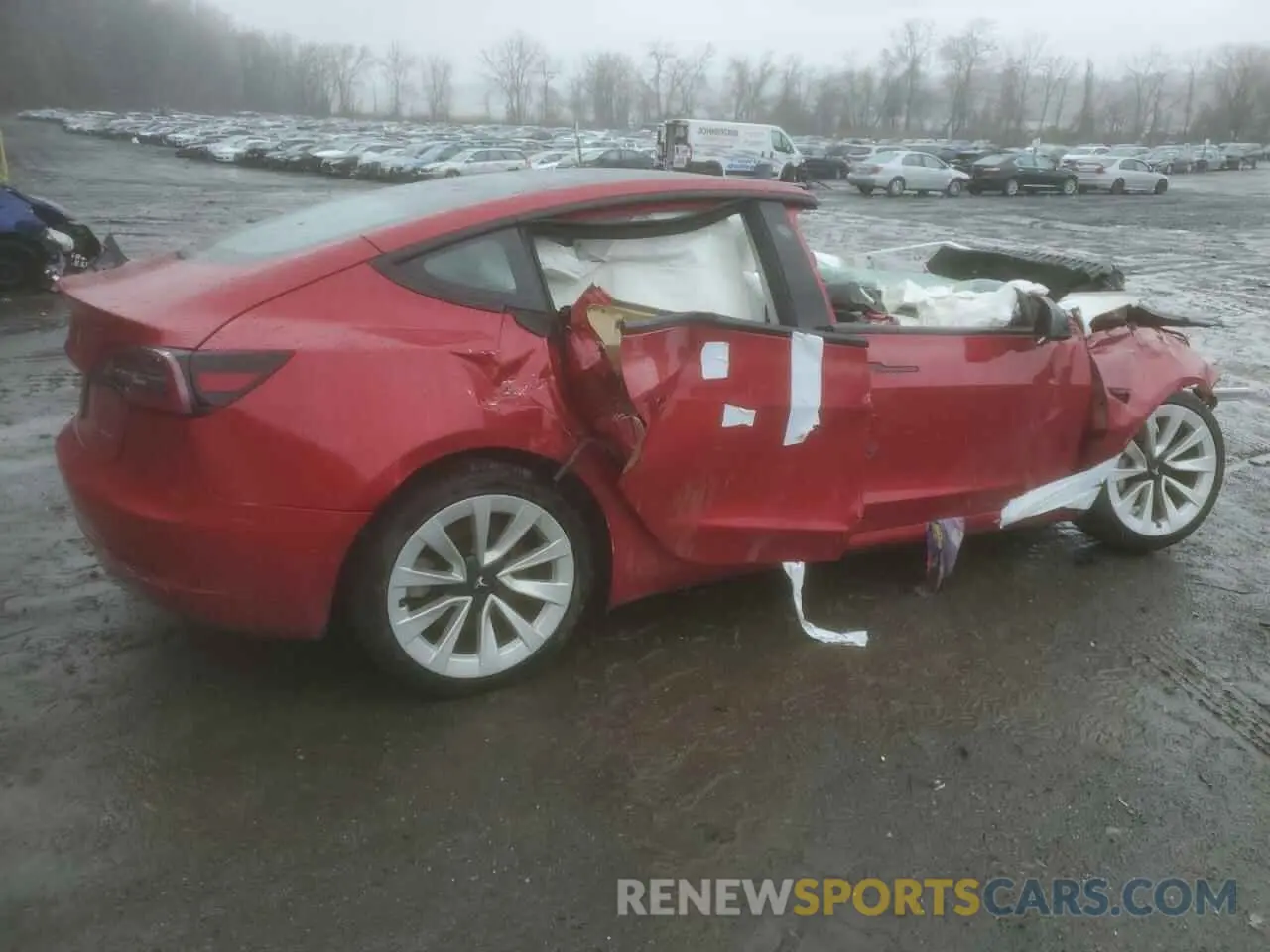 3 Photograph of a damaged car 5YJ3E1EB1MF903408 TESLA MODEL 3 2021