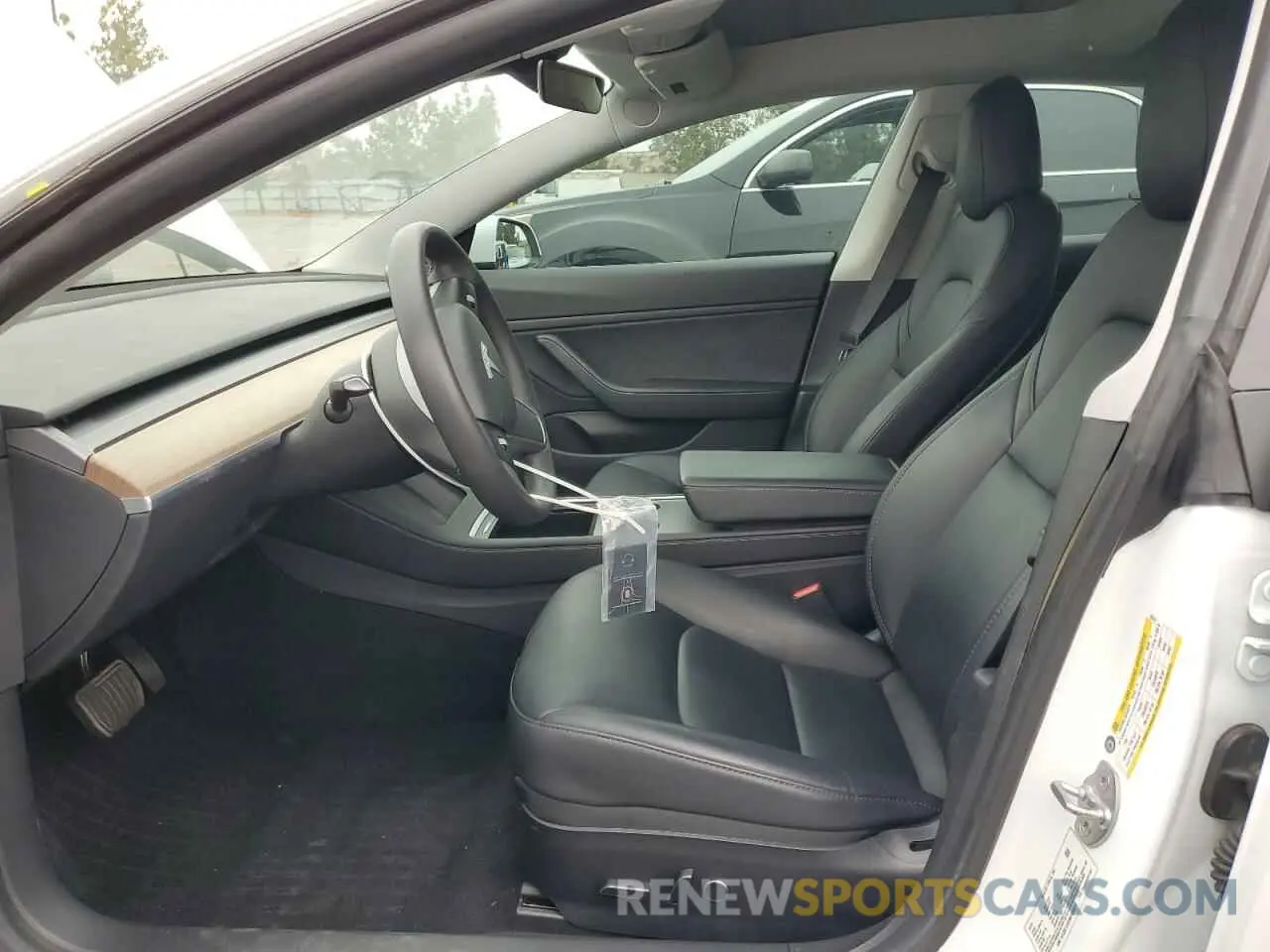 7 Photograph of a damaged car 5YJ3E1EB1MF928471 TESLA MODEL 3 2021