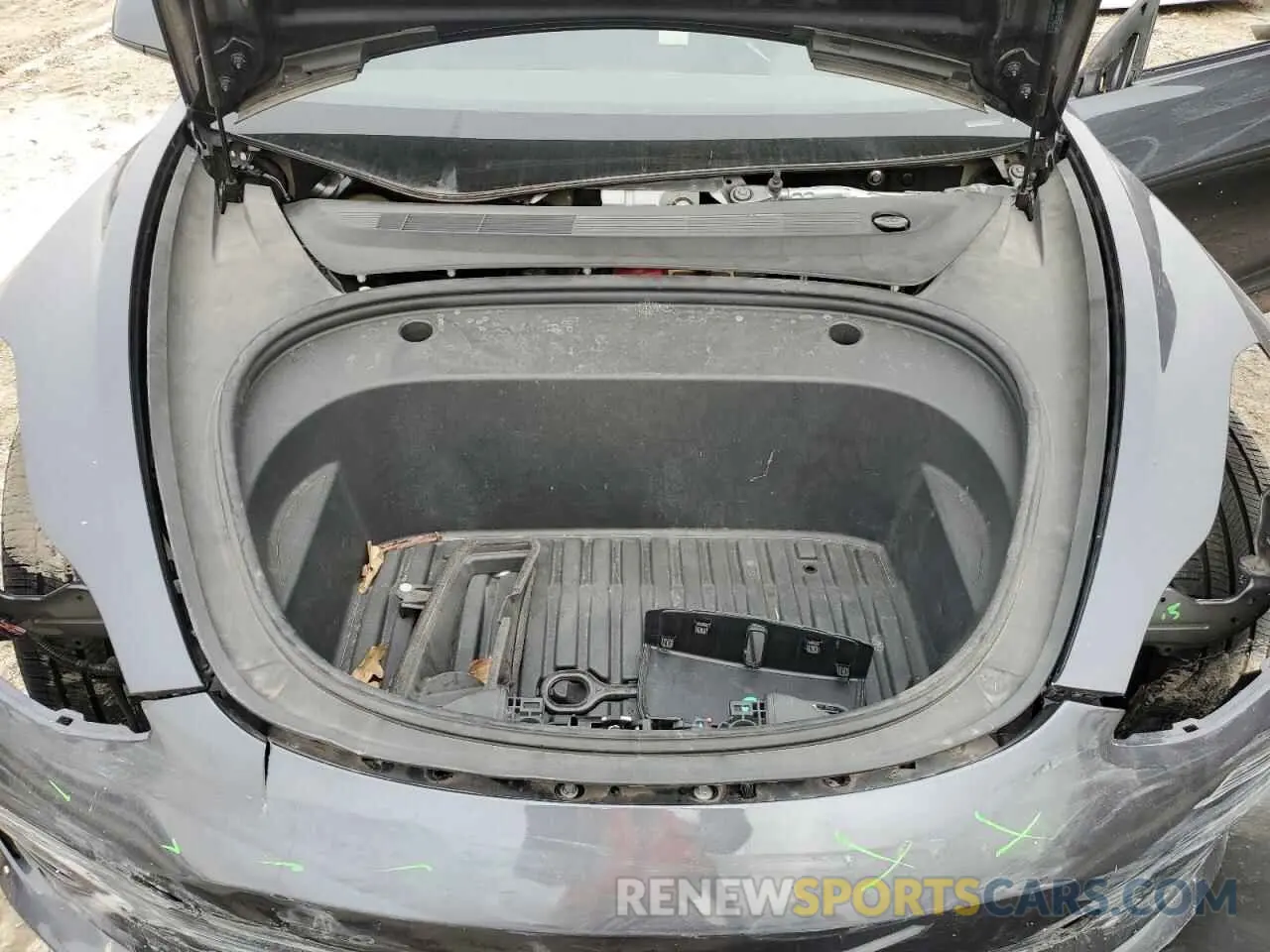 11 Photograph of a damaged car 5YJ3E1EB1MF974852 TESLA MODEL 3 2021