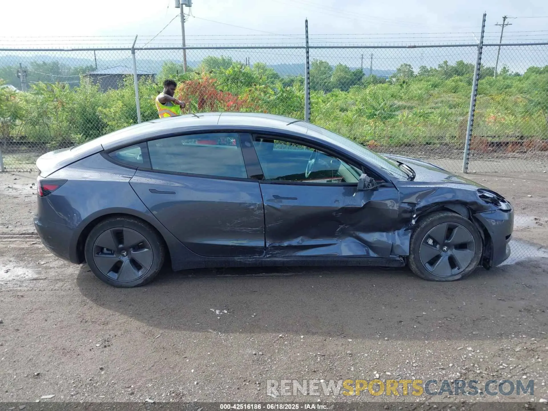 13 Photograph of a damaged car 5YJ3E1EB1MF983986 TESLA MODEL 3 2021