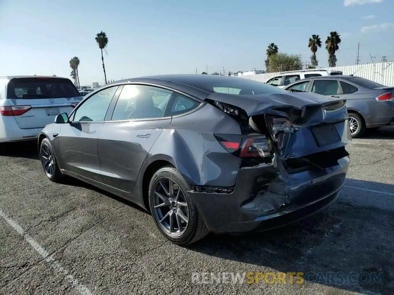 3 Photograph of a damaged car 5YJ3E1EB2MF006792 TESLA MODEL 3 2021