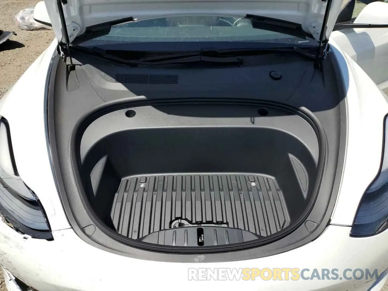 11 Photograph of a damaged car 5YJ3E1EB2MF015072 TESLA MODEL 3 2021