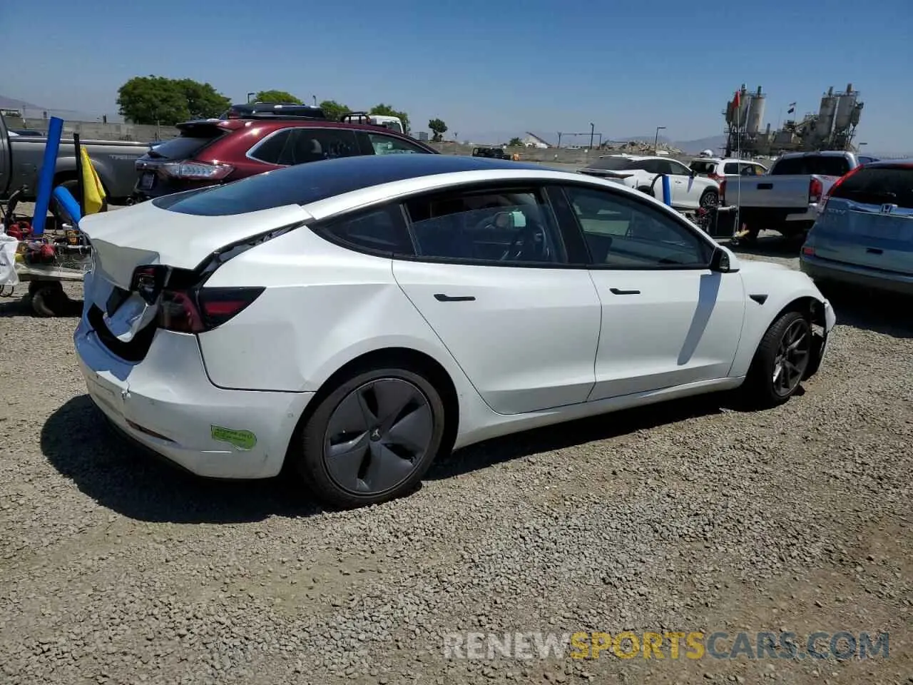 3 Photograph of a damaged car 5YJ3E1EB2MF015072 TESLA MODEL 3 2021