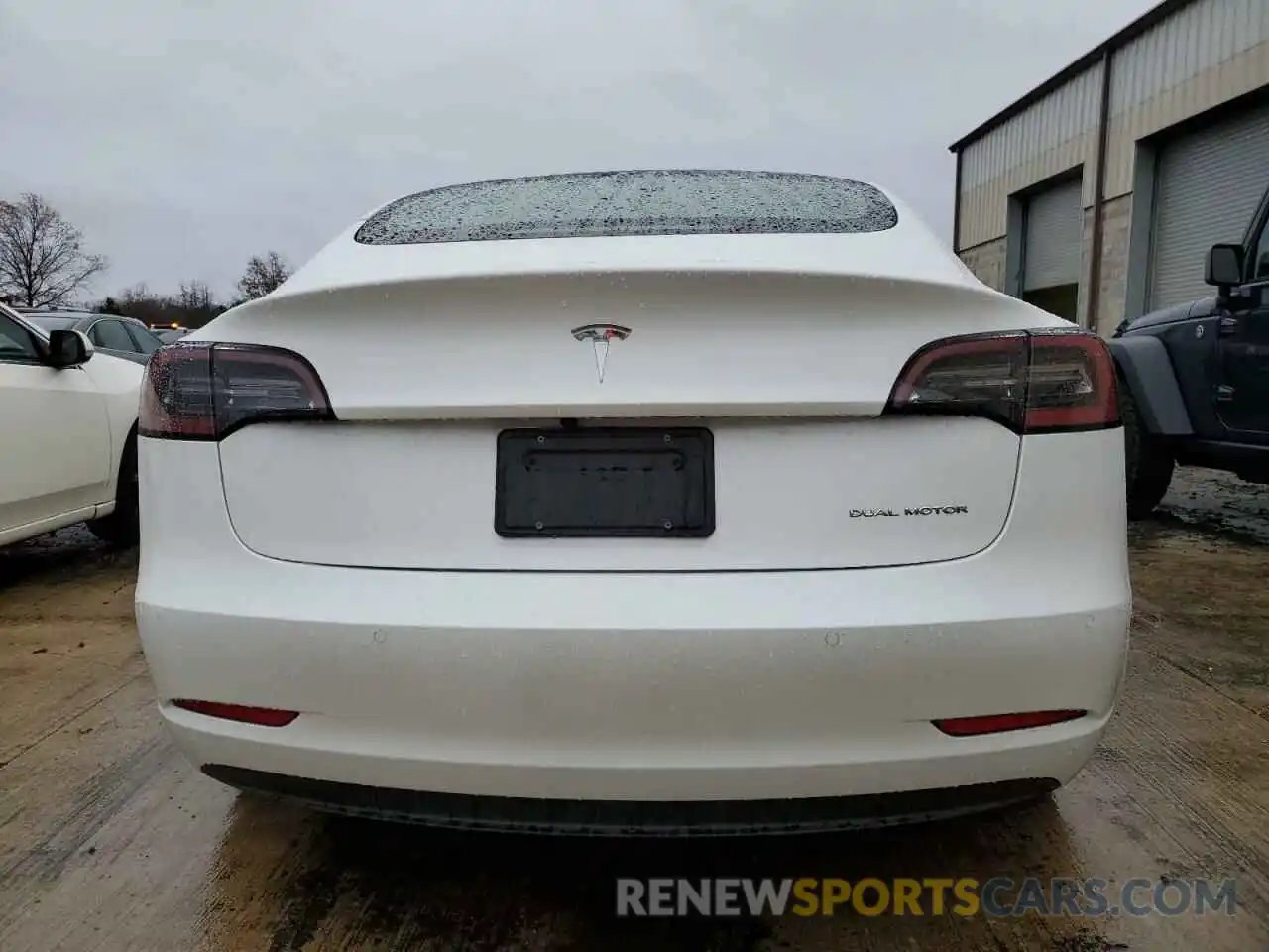 6 Photograph of a damaged car 5YJ3E1EB2MF033474 TESLA MODEL 3 2021