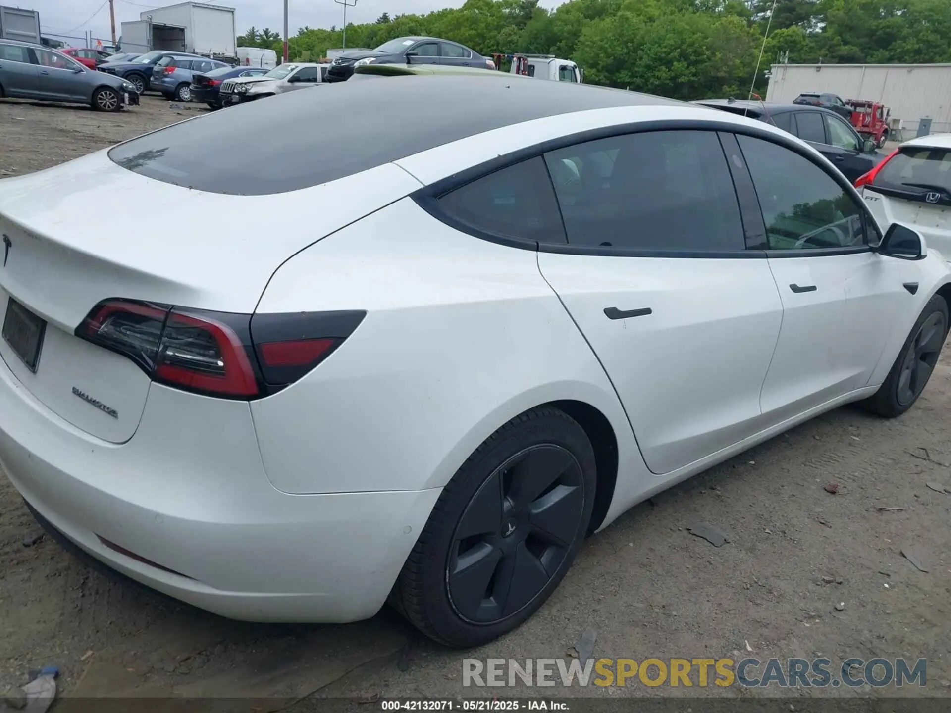 13 Photograph of a damaged car 5YJ3E1EB2MF049237 TESLA MODEL 3 2021