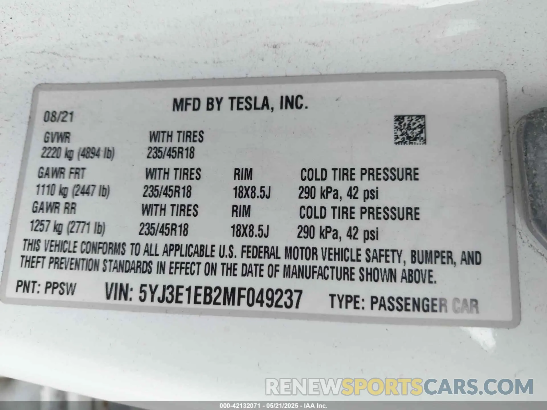 9 Photograph of a damaged car 5YJ3E1EB2MF049237 TESLA MODEL 3 2021