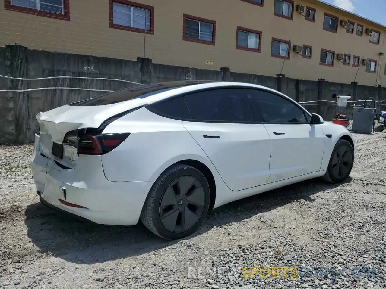 3 Photograph of a damaged car 5YJ3E1EB2MF054518 TESLA MODEL 3 2021
