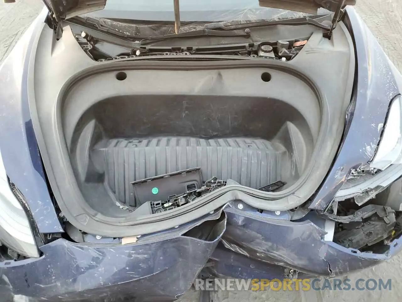 12 Photograph of a damaged car 5YJ3E1EB2MF055863 TESLA MODEL 3 2021