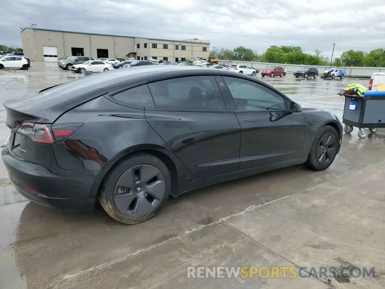 3 Photograph of a damaged car 5YJ3E1EB2MF055958 TESLA MODEL 3 2021