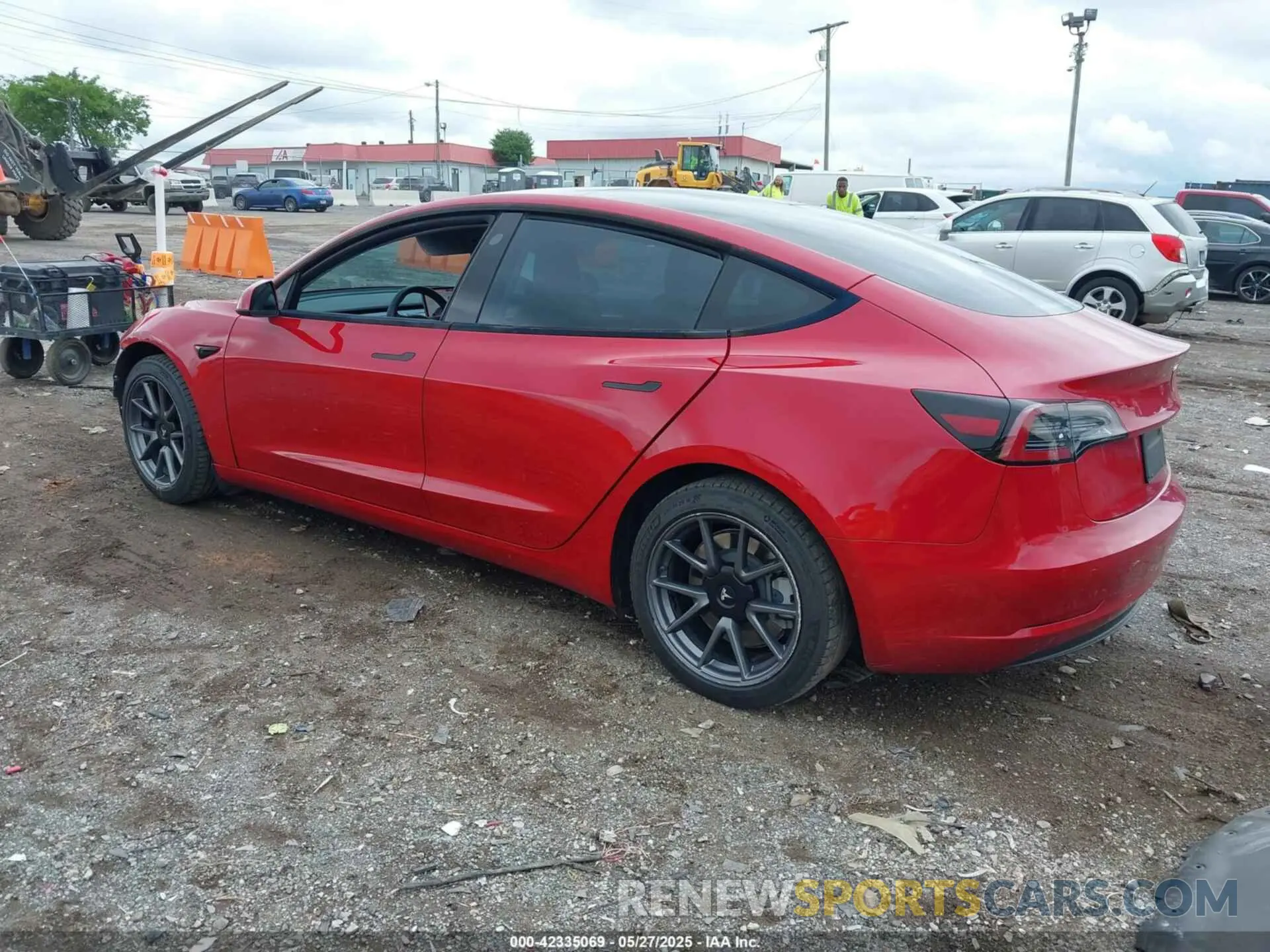 3 Photograph of a damaged car 5YJ3E1EB2MF061663 TESLA MODEL 3 2021