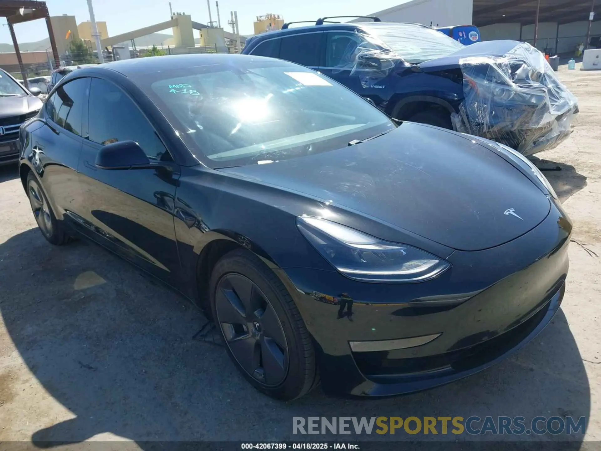 1 Photograph of a damaged car 5YJ3E1EB2MF065583 TESLA MODEL 3 2021