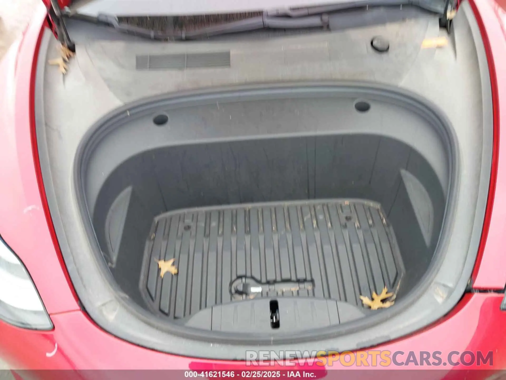 10 Photograph of a damaged car 5YJ3E1EB2MF079595 TESLA MODEL 3 2021