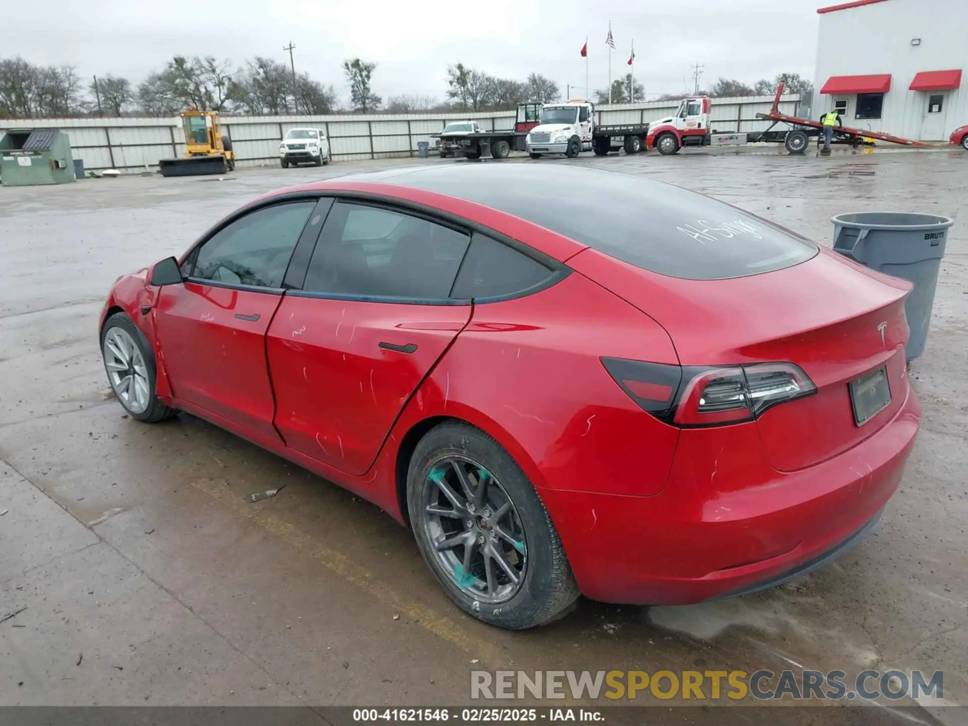 3 Photograph of a damaged car 5YJ3E1EB2MF079595 TESLA MODEL 3 2021