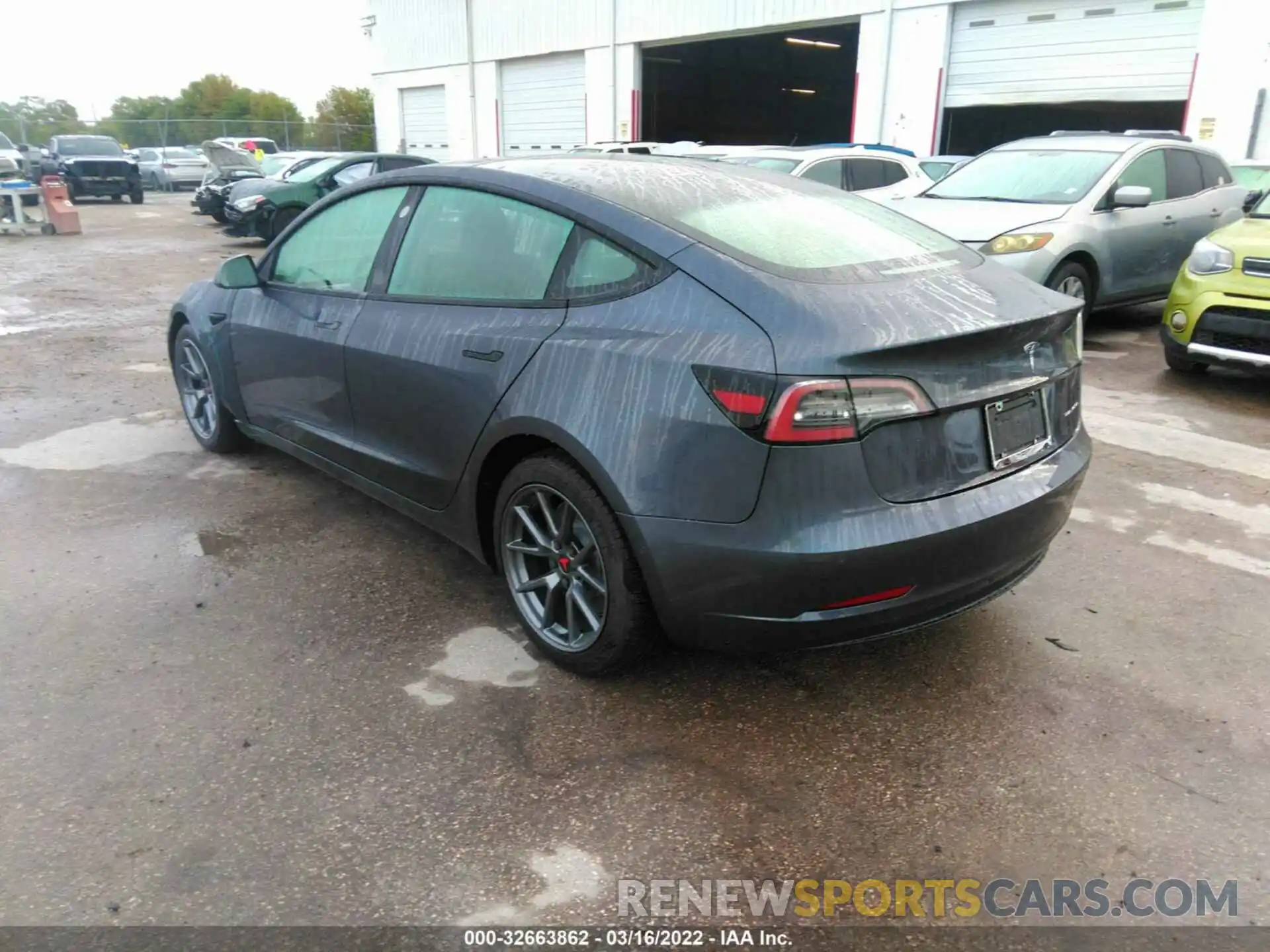 3 Photograph of a damaged car 5YJ3E1EB2MF085526 TESLA MODEL 3 2021