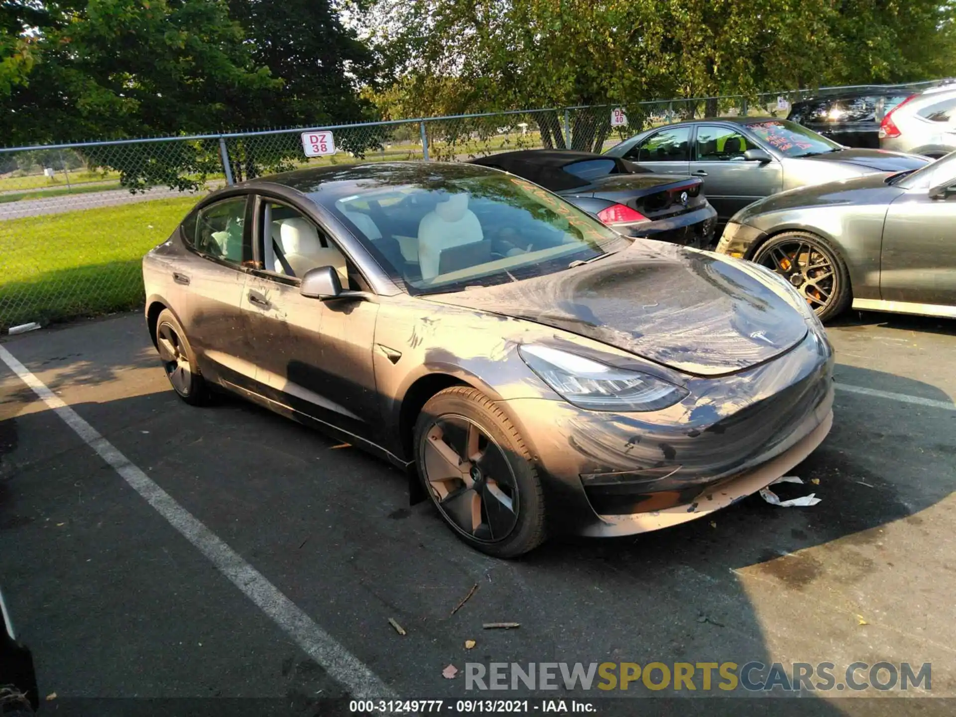 1 Photograph of a damaged car 5YJ3E1EB2MF852646 TESLA MODEL 3 2021