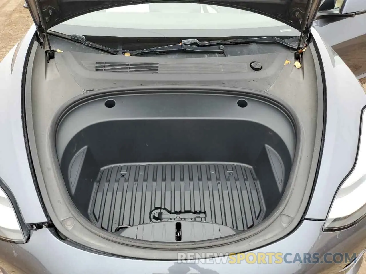 11 Photograph of a damaged car 5YJ3E1EB2MF852663 TESLA MODEL 3 2021